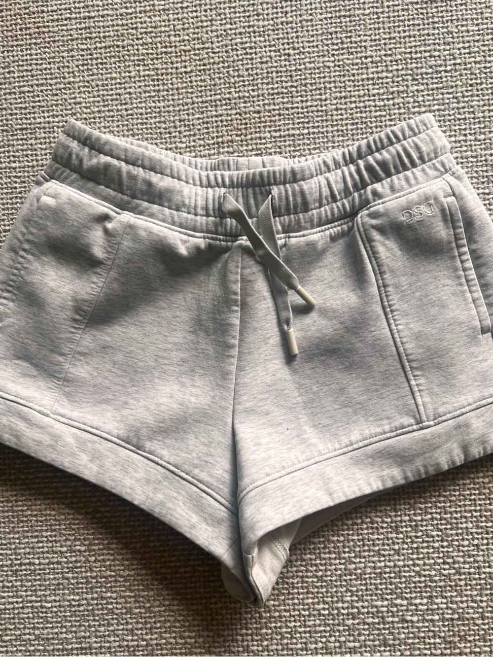 DSG Girls XSmall (ages 6-7) Light Gray Fleece Drawstring Shorts